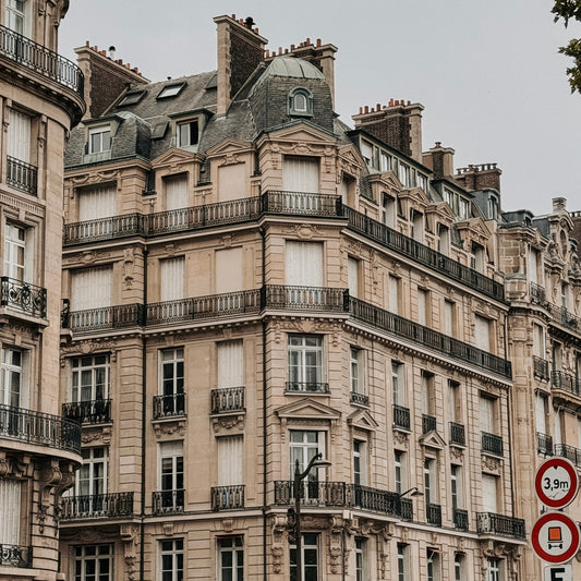 Tips for Buying Antiques at the Paris Markets