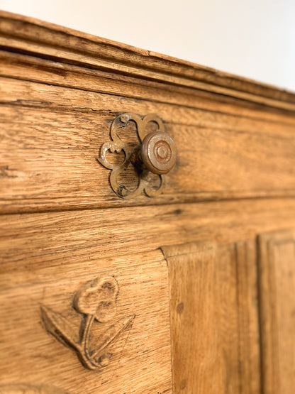 Marguerite Side Board
