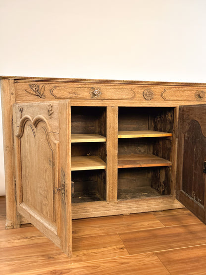 Marguerite Side Board
