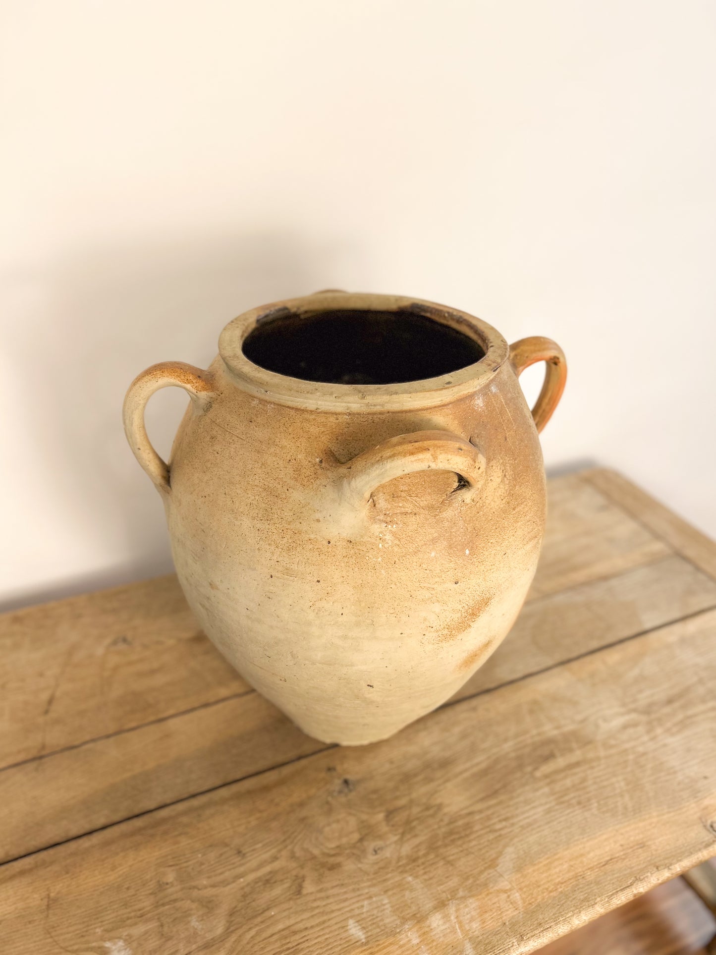 3 Handle Urn