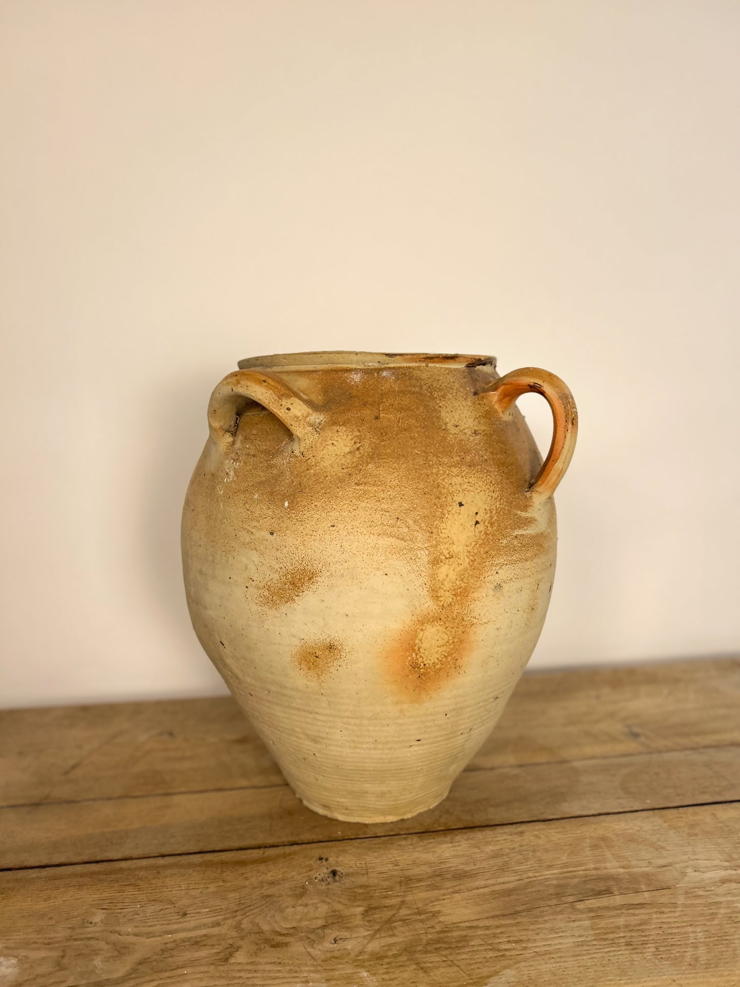 3 Handle Urn