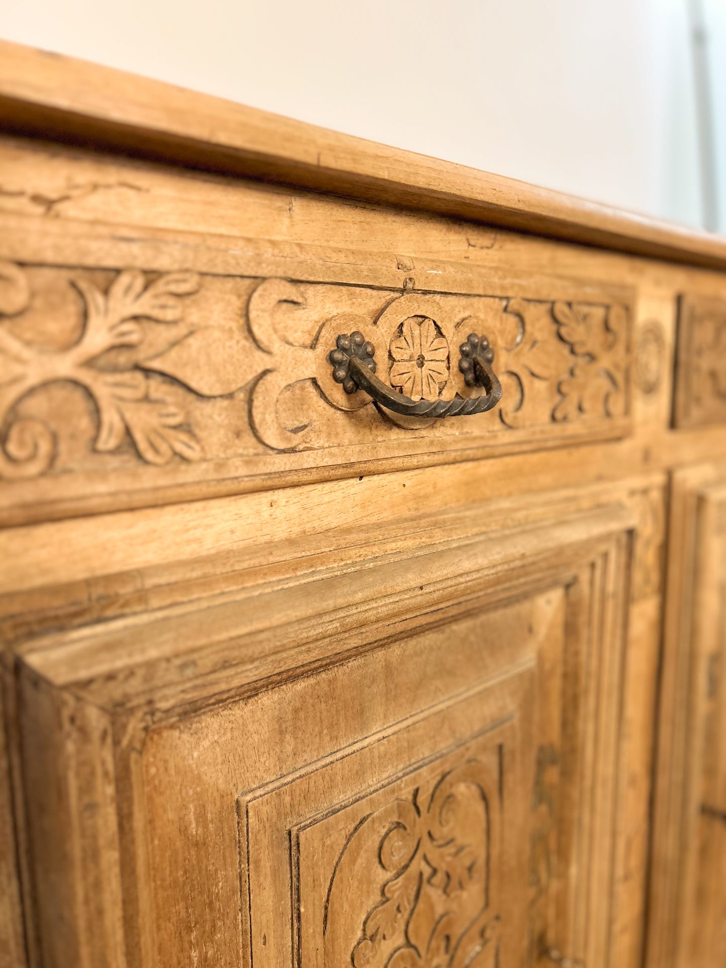 Floret Side Board