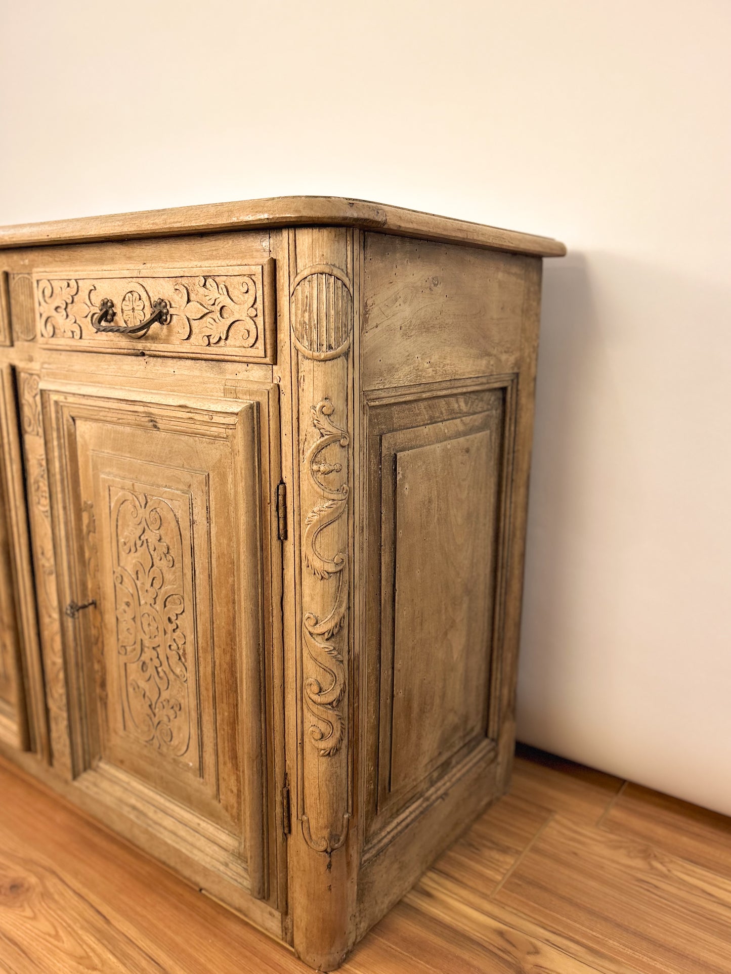 Floret Side Board