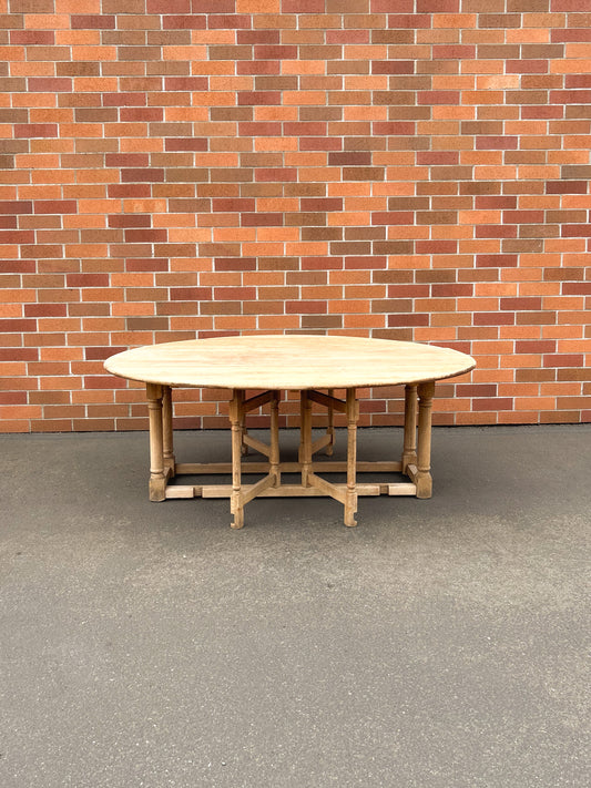 19th Century Oak Gateleg Table
