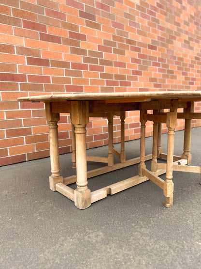 19th Century Oak Gateleg Table