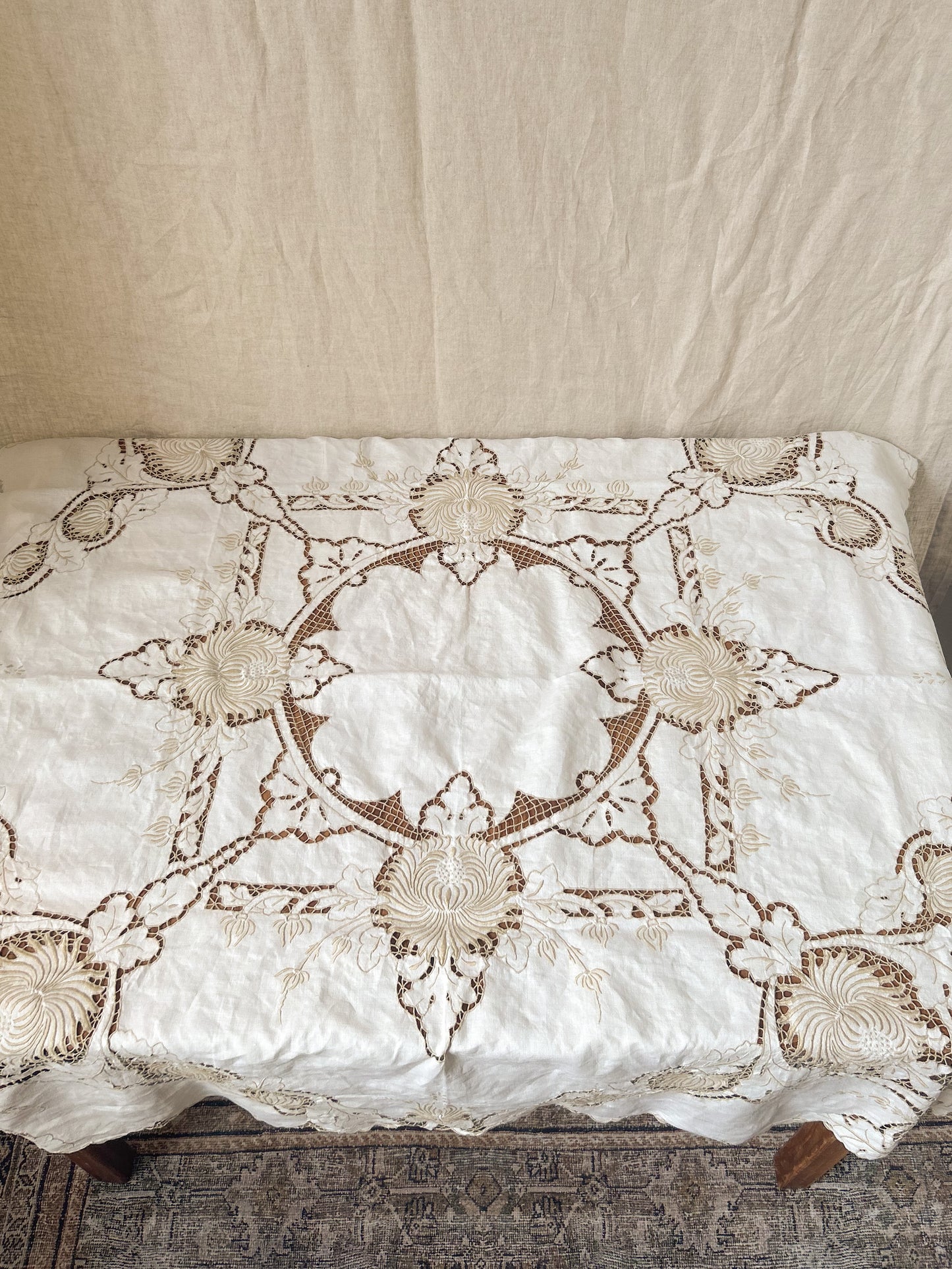 Cream and Lace Table Cloth
